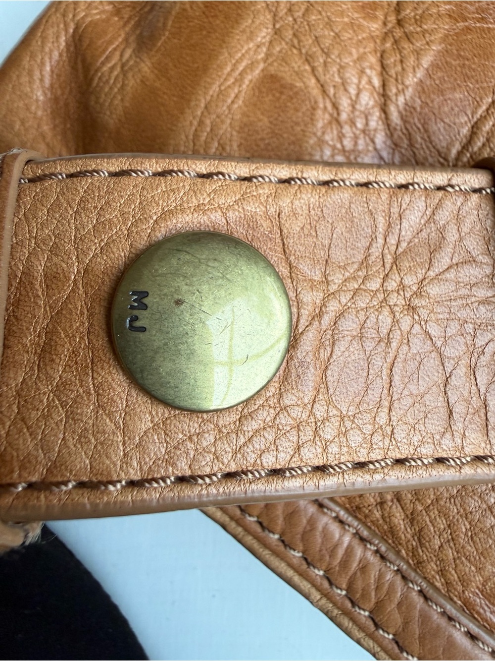 Vintage Marc Jacobs Tan Leather Dual-Pocket Shoulder Bag - Picture 6 of 13